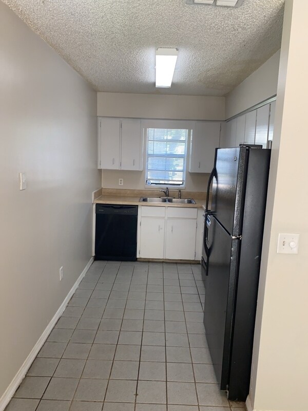 235 S. Christiana Ave in Apopka, FL - Building Photo - Building Photo