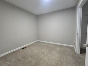 316 E Highland Dr in Columbia, TN - Building Photo - Building Photo