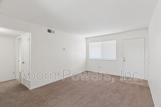 1255-1275 Williams Way in Yuba City, CA - Building Photo - Building Photo