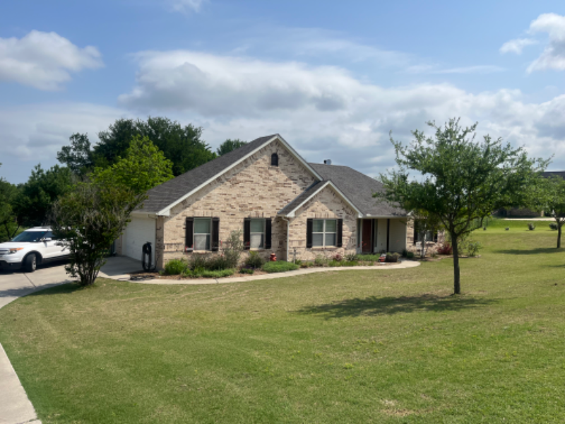 198 Cooperstown Dr in Springtown, TX - Building Photo