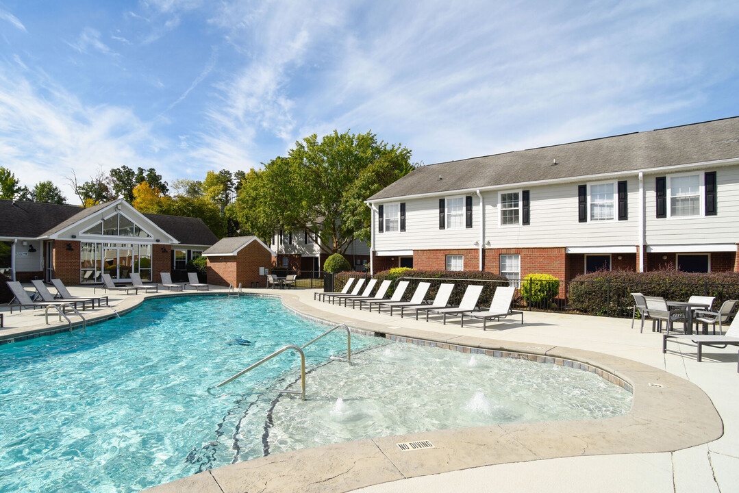 University Townhomes at Charlotte in Charlotte, NC - Building Photo