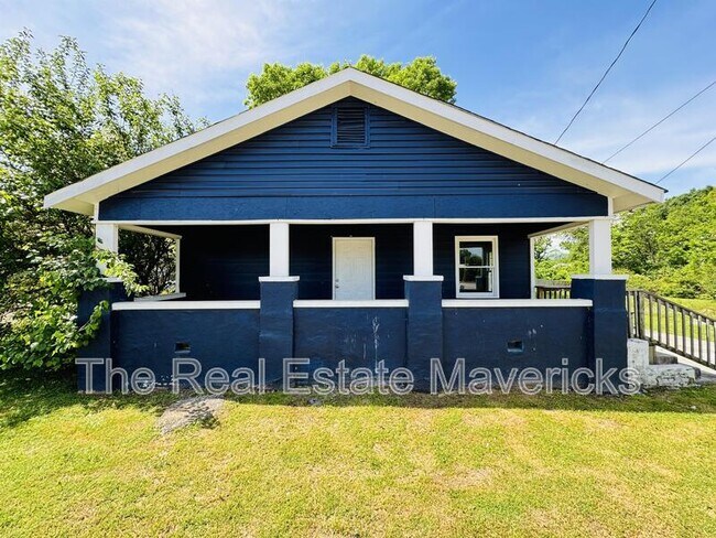 property at 2204 Robbins St