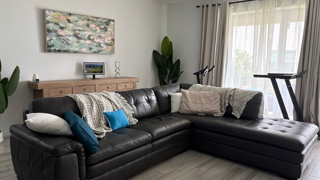 500 SE Ranch Oak Cir in Port St. Lucie, FL - Foto de edificio - Building Photo