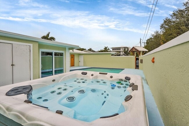 810 Bamboo Ln in Delray Beach, FL - Building Photo - Building Photo