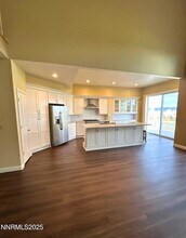 6190 Carriage House Way in Reno, NV - Building Photo - Building Photo