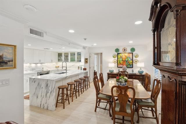 property at 4242 Lomo Alto Dr