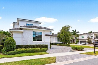 6990 NW 27th Ave in Boca Raton, FL - Building Photo - Building Photo