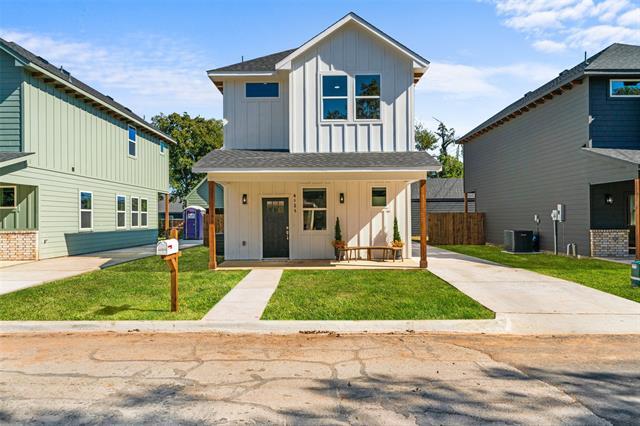 property at 612 1/2 N Robinson St