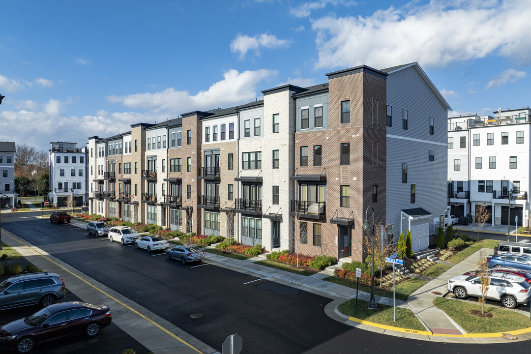 Demott & Silver in Broadlands, VA - Foto de edificio