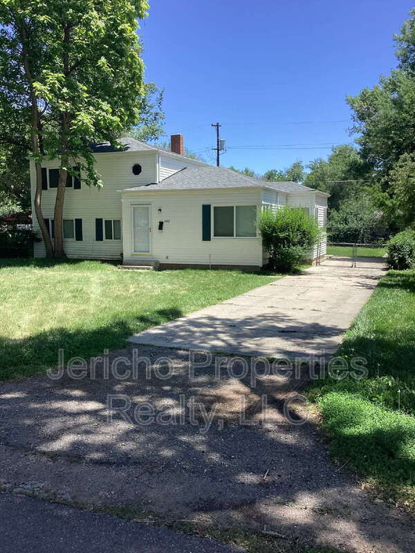 property at 2662 N Lamar St