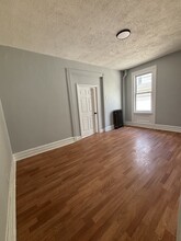288 S 8th St, Unit 1 in Newark, NJ - Foto de edificio - Building Photo