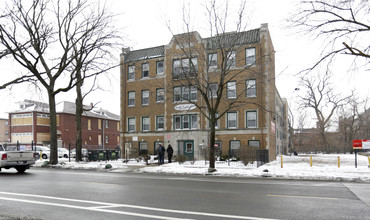 7808 Southshore in Chicago, IL - Foto de edificio - Building Photo