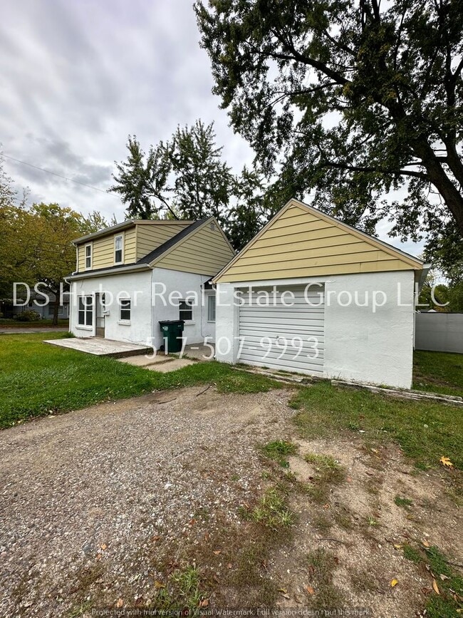 305 E Everettdale Ave in Lansing, MI - Building Photo - Building Photo