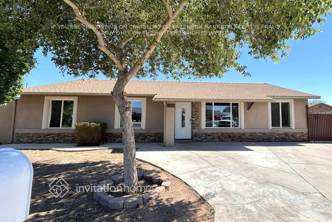 7303 W Comet Ave in Peoria, AZ - Building Photo