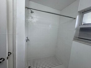 630 NE 15th Ct in Fort Lauderdale, FL - Building Photo - Building Photo