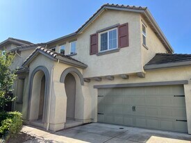1240 Landmark Cir in Lincoln, CA - Building Photo