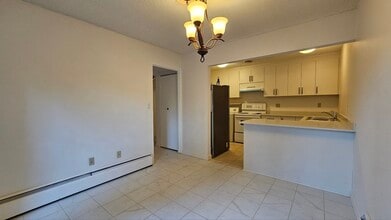 849 Westview Crescent in North Vancouver, BC - Building Photo - Building Photo