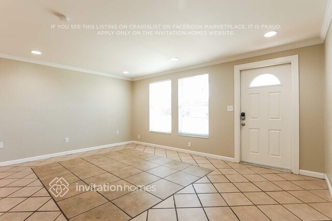 4947 Live Oak Dr in Sarasota, FL - Foto de edificio - Building Photo