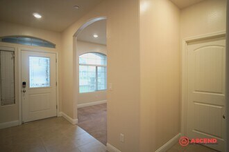 5419 Clarion Channel Ln in Bakersfield, CA - Building Photo - Building Photo