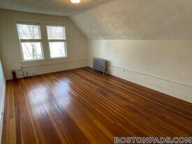 81 Electric Ave, Unit 3 in Somerville, MA - Building Photo