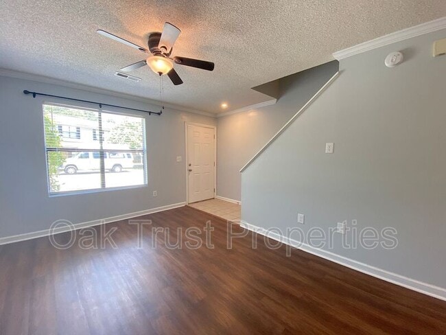 6279 Lucille Dr in North Charleston, SC - Building Photo - Building Photo