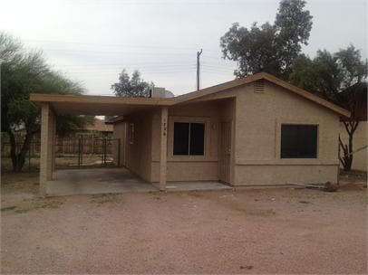 property at 1726 S Idaho Rd