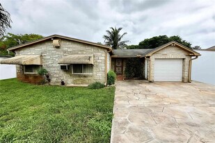 10335 NW 26th Ave in Miami, FL - Building Photo