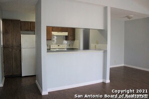 7534 Windsor Oaks in San Antonio, TX - Building Photo - Building Photo