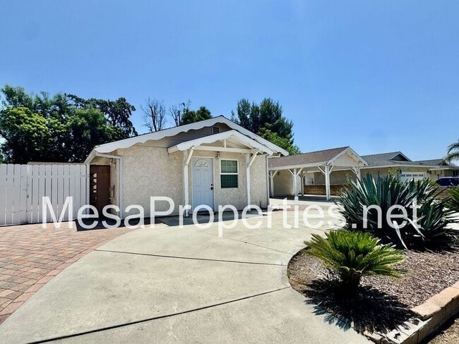 1296 Grove Ave in Upland, CA - Building Photo - Building Photo