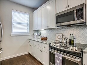 5903 Lindell Ave, Unit D in Dallas, TX - Building Photo - Building Photo