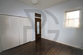 2115 N Sedgwick St in Chicago, IL - Foto de edificio - Building Photo