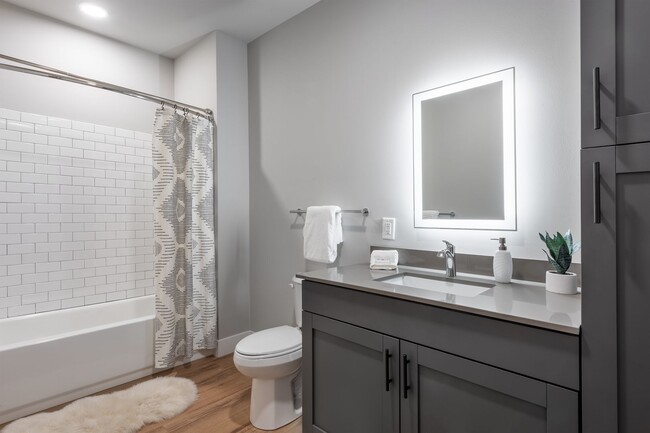 1302 Sullivans Wy in Lake St. Louis, MO - Building Photo - Building Photo