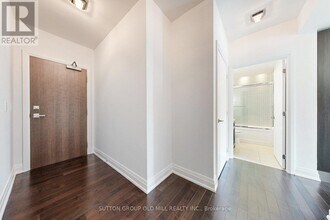 80 John St in Toronto, ON - Building Photo - Building Photo