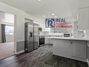 33 Temple Ave in Pocatello, ID - Building Photo - Building Photo