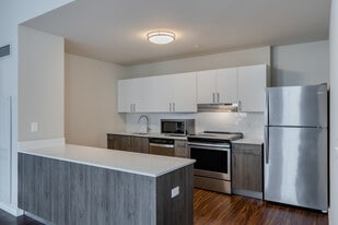 1530 Chestnut in Philadelphia, PA - Building Photo