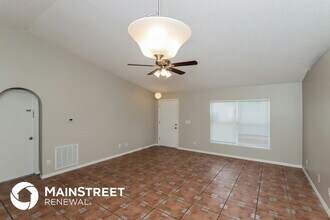 285 Hearth St SW in Palm Bay, FL - Building Photo - Building Photo