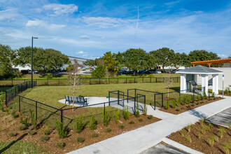 Alta Deco in Orlando, FL - Building Photo - Building Photo