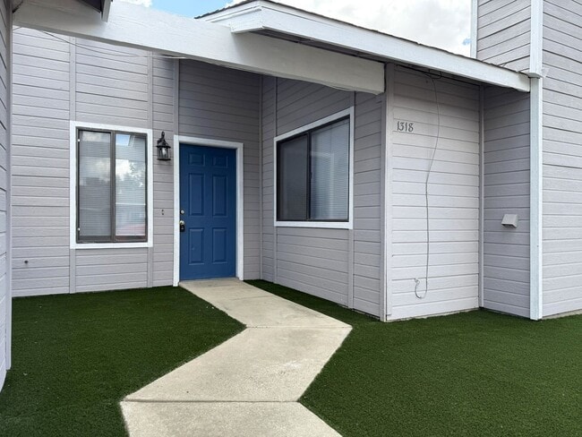 property at 1310 Loughborough Dr