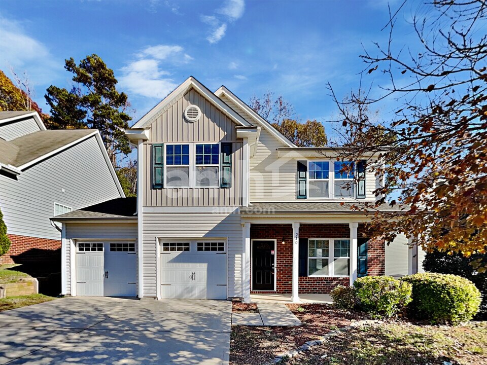 240 Mott Rd in Mooresville, NC - Building Photo