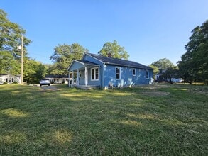 824 Hamrick St in Shelby, NC - Building Photo - Building Photo
