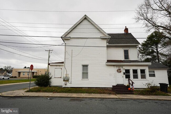 417 Walnut St in Pocomoke City, MD - Building Photo - Building Photo