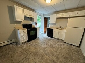 747 Main St in Amherst, MA - Building Photo - Building Photo