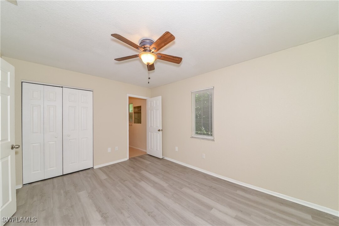 2643 S San Mateo Dr in North Port, FL - Building Photo