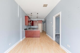 2450 S Homan Ave in Chicago, IL - Building Photo - Building Photo