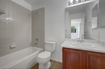 12660 Eastlake Dr in Thornton, CO - Building Photo - Building Photo