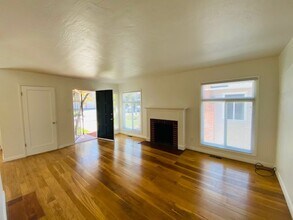 3718 Sundale Rd in Lafayette, CA - Building Photo - Building Photo