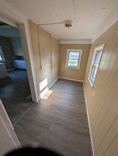 352 S Maple St in Elyria, OH - Building Photo - Building Photo