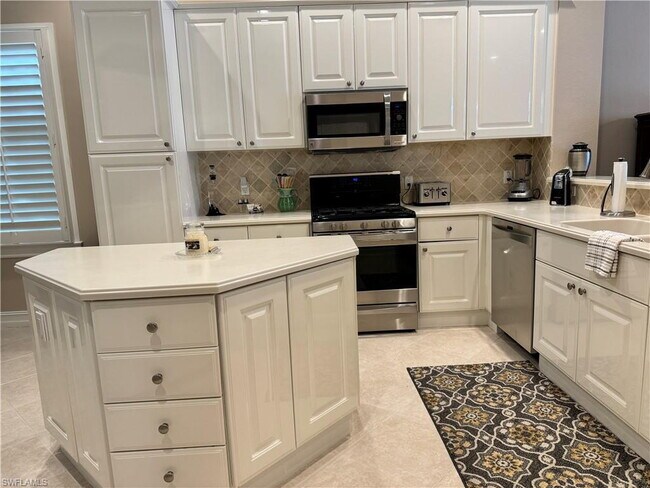 8449 Mallards Way in Naples, FL - Building Photo - Building Photo