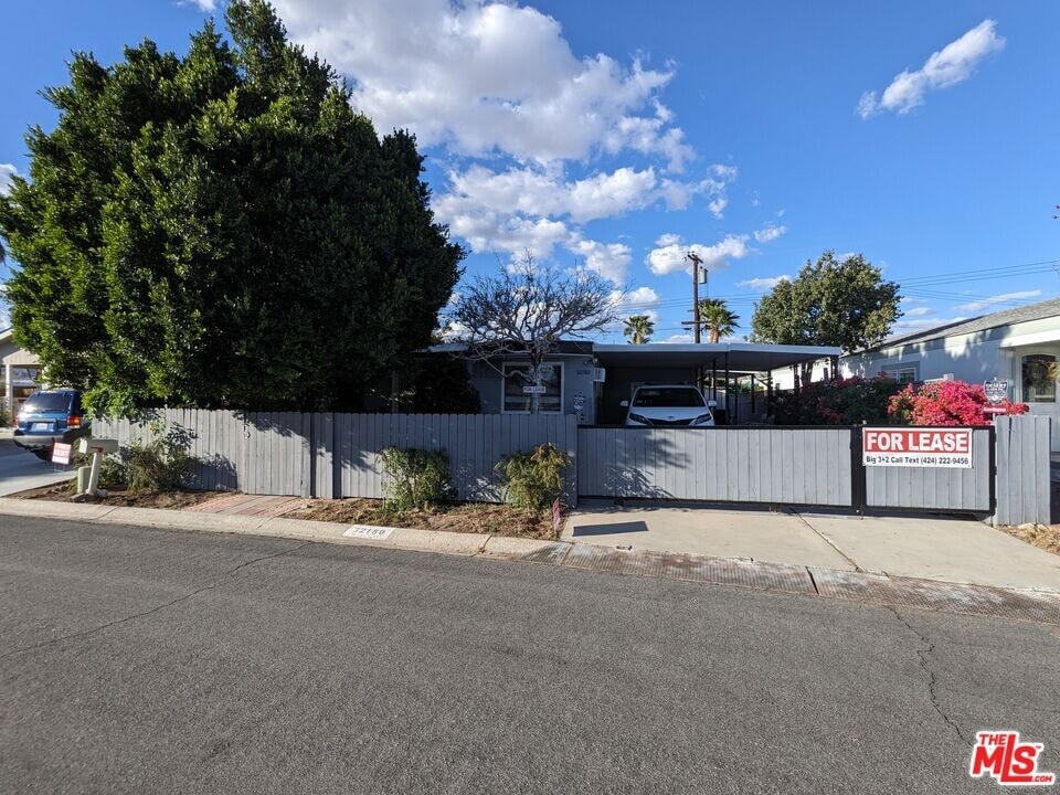 32180 Saucon Valley St in Thousand Palms, CA - Building Photo