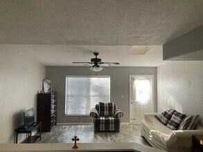 634 Green Valley Rd, Unit G5 in Palm Harbor, FL - Building Photo - Building Photo